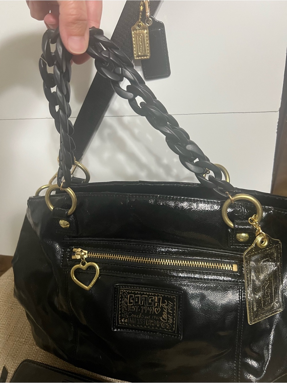 Coach patent leather bag and wallet - Picture 3 of 12